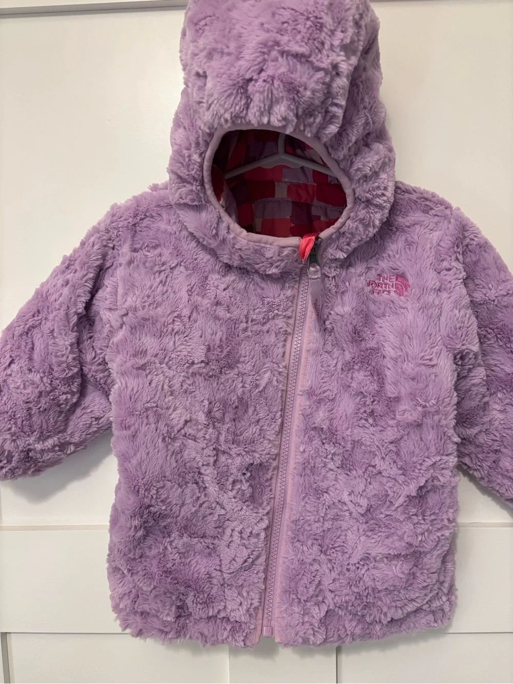 The North Face Girls' Pink & Purple Patterned Hooded Puffer Jacket